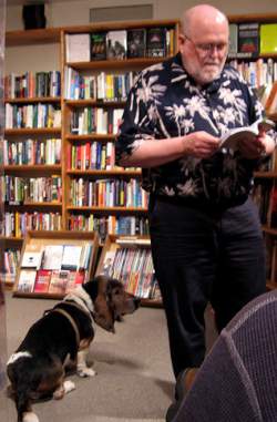 Ron Silliman with Flash the dog at Bridge Street Books, photo Kaplan Harris