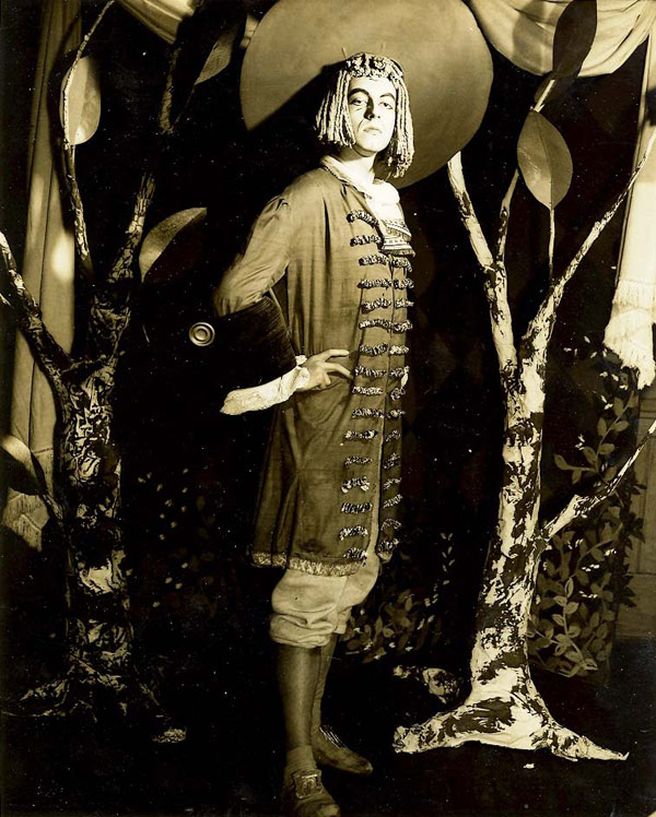 JW as Lucas Gerontes Servant in the Highlands Playhouse
production of Moliere’s La Medecin Magre Lui, August 1950. Photo Charles J
Wick II.